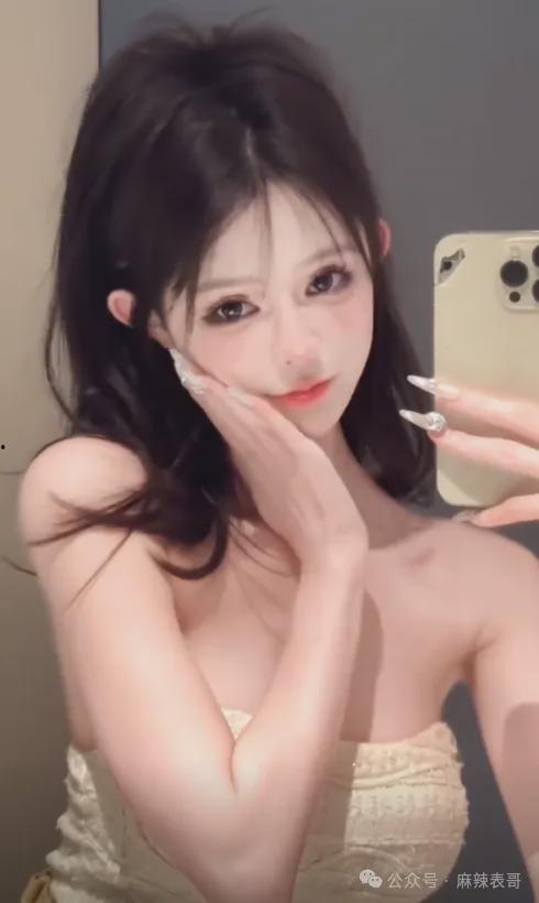 千万网红小三吃瓜视频,吃瓜视频背后的惊人真相