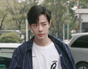 娱乐圈吃瓜杨紫肖战,娱乐圈的甜蜜瓜田,甜蜜与争议并存 第2张 娱乐圈吃瓜杨紫肖战,娱乐圈的甜蜜瓜田,甜蜜与争议并存 第2张